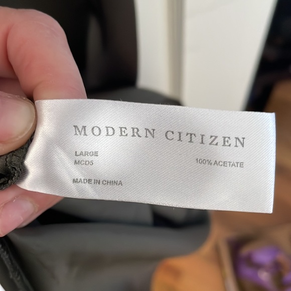 Modern Citizen Dresses Green Modern Citizen Satin Like Midi Dress